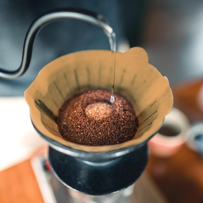 PakTalk 300 Count Cone Coffee Filters #4, Natural thumbnail